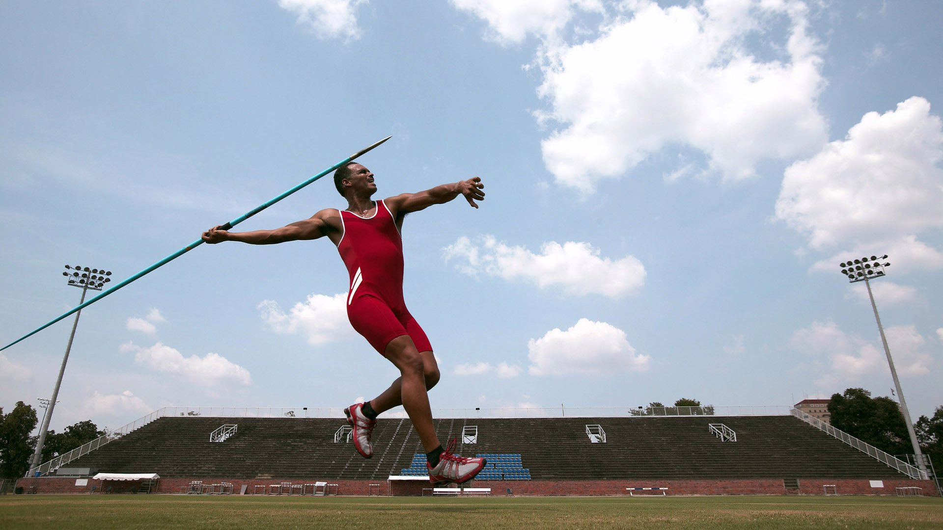 冲刺阶段划频提升幅度影响胜负，冲刺阶段之前是什么阶段